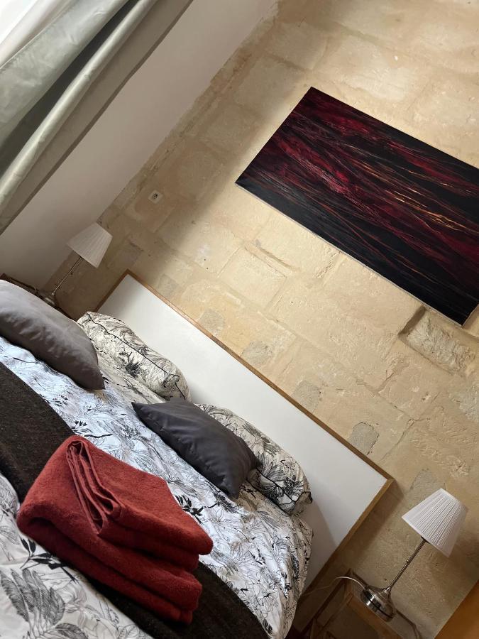 Apartament Le Donjon De La Roquette Arles Zewnętrze zdjęcie